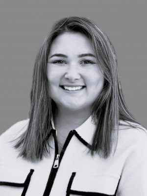 Anna Website Headshot